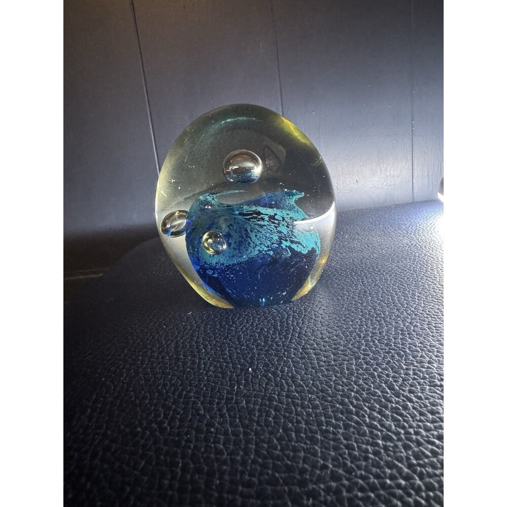 Vintage Egg-Shaped Art Glass Paperweight – Controlled Bubble & Teal Swirl Design